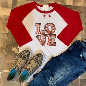 Love Raglan
